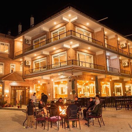 Hotel Chautari Pvt Ltd Nagarkot Zewnętrze zdjęcie