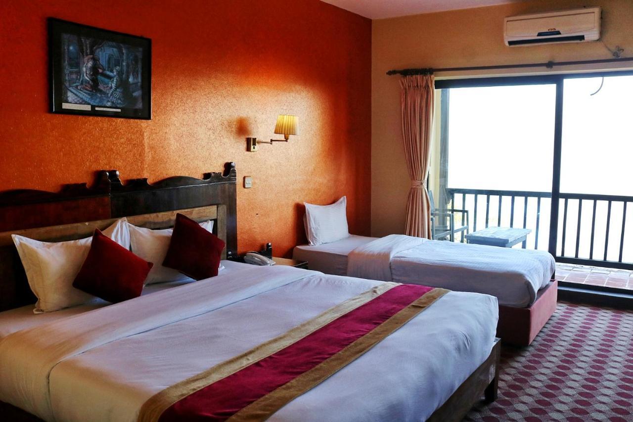 Hotel Chautari Pvt Ltd Nagarkot Zewnętrze zdjęcie