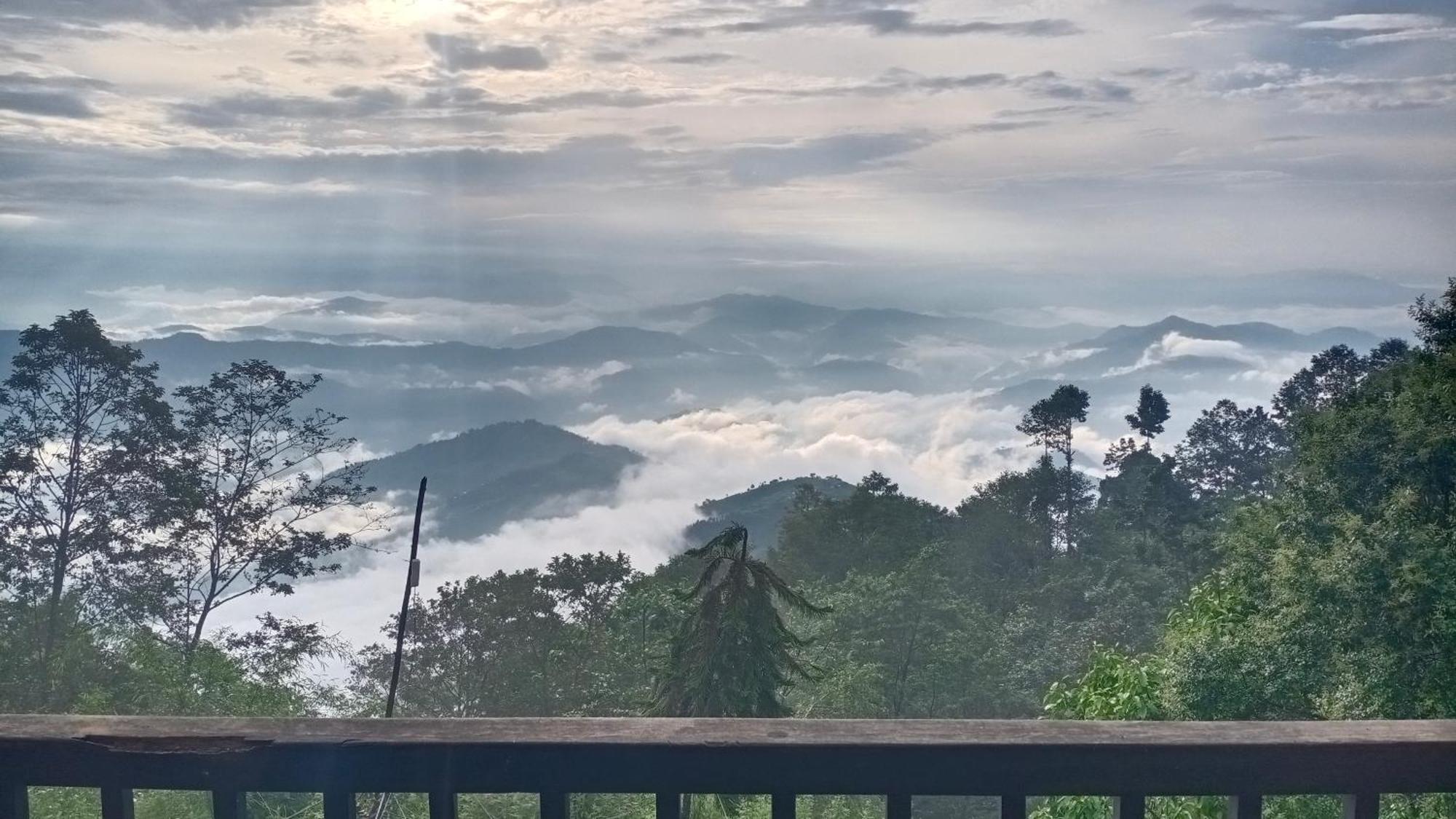 Hotel Chautari Pvt Ltd Nagarkot Zewnętrze zdjęcie