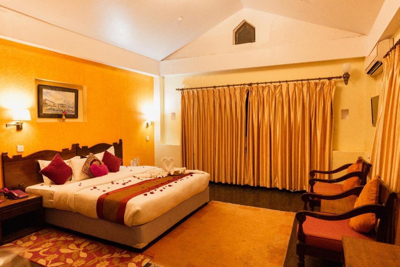 Hotel Chautari Pvt Ltd Nagarkot Zewnętrze zdjęcie
